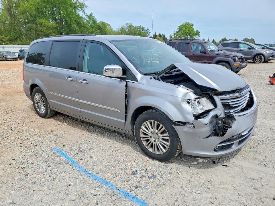 2015 Chrysler Town & Country Touring l