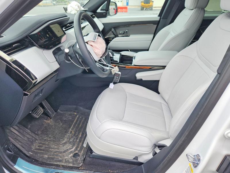 2025 Land Rover Range Rover Sport se