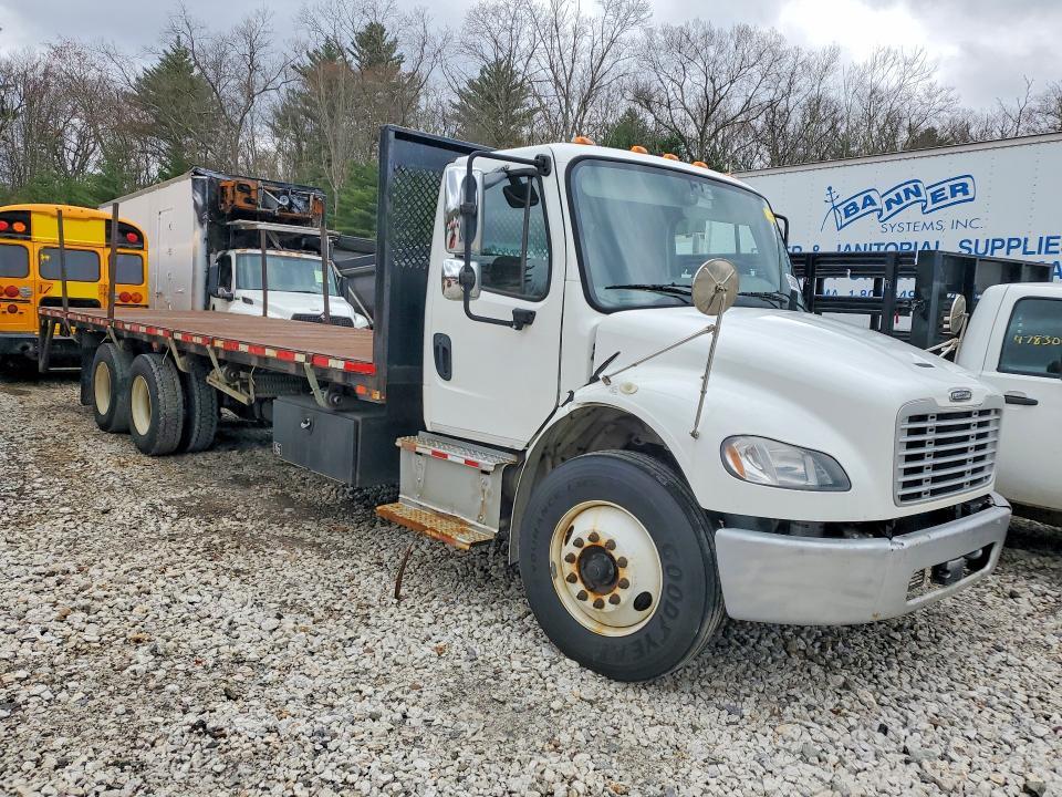 2020 Freightliner Business Class M2 Flatbed Truck