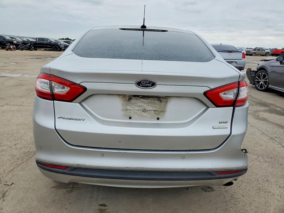 2015 Ford Fusion se