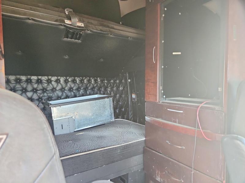 2022 Western Star 5700 XE