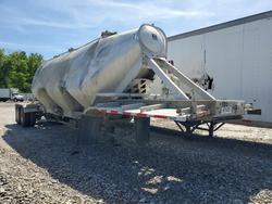 Trail King Vehiculos salvage en venta: 2015 Trail King SWP Pneumatic DRY Bulk Trailer