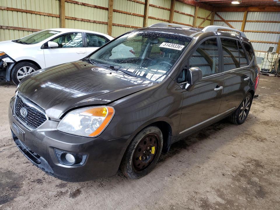 2011 KIA Rondo