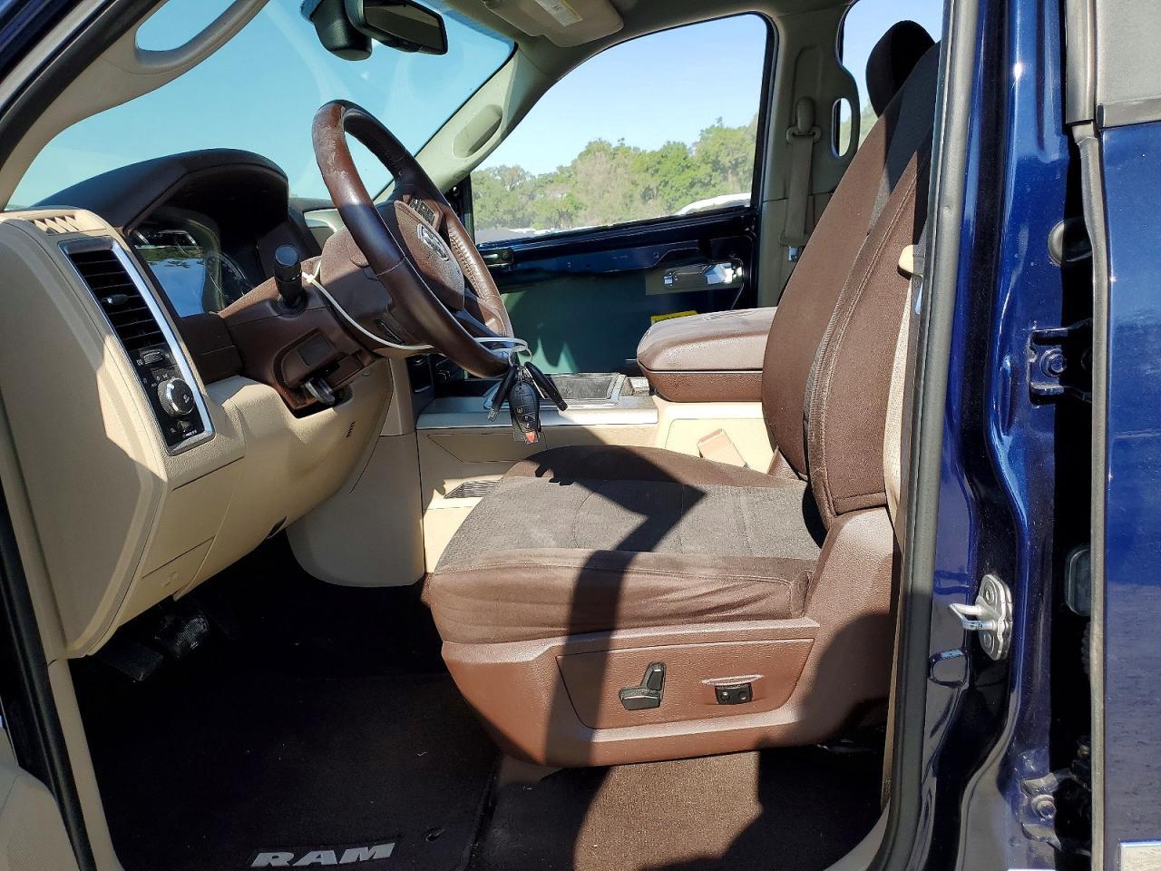 2014 Dodge RAM 1500 SLT