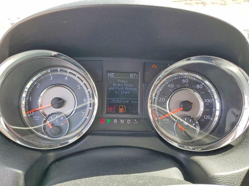 2012 Chrysler Town & Country Touring l