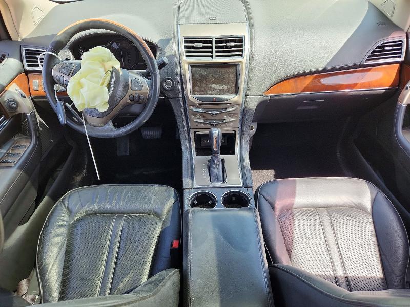 2013 Lincoln Townhouse MKX