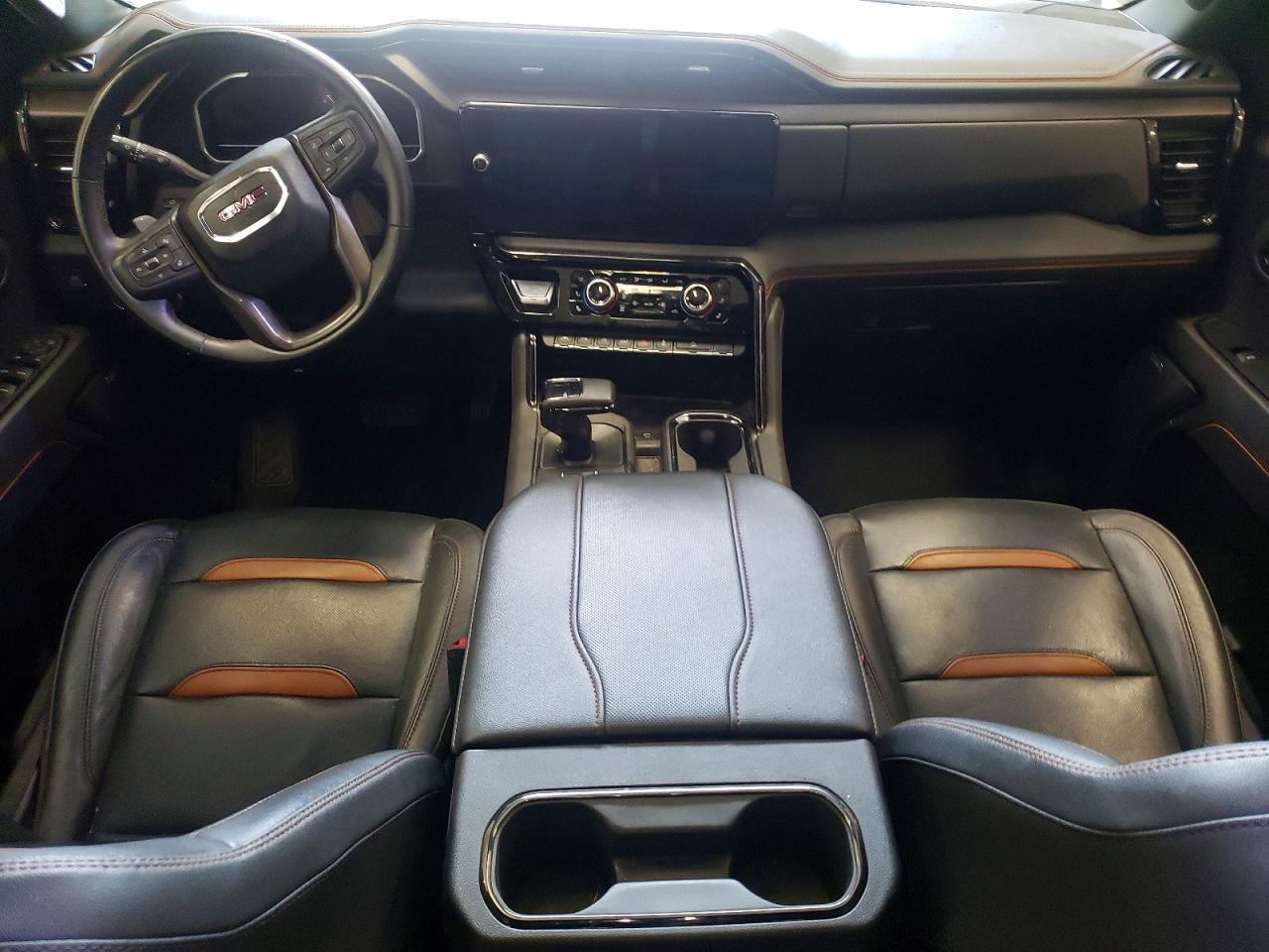 2023 GMC Sierra K1500 AT4
