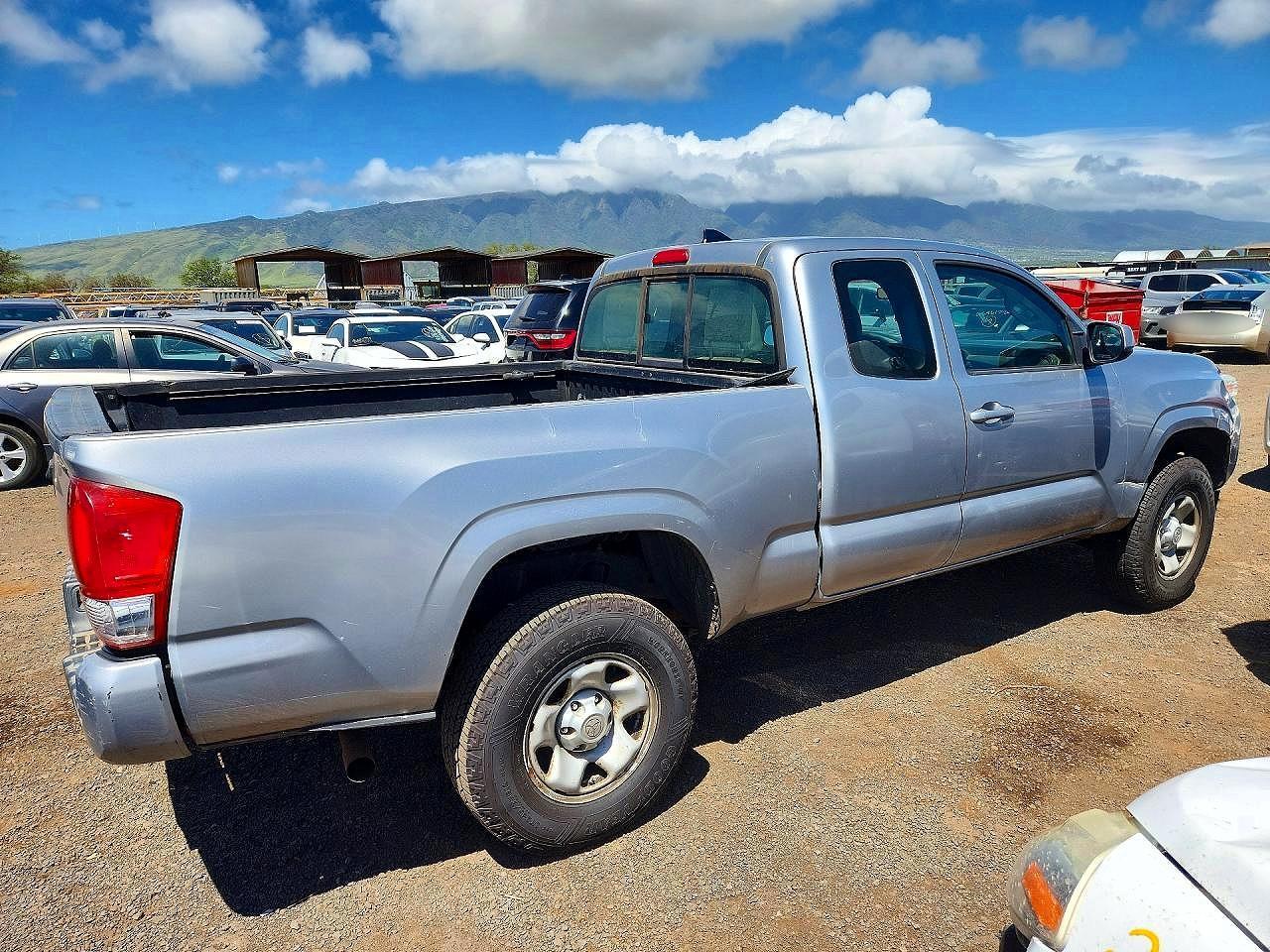 2018 Toyota Tacoma SR