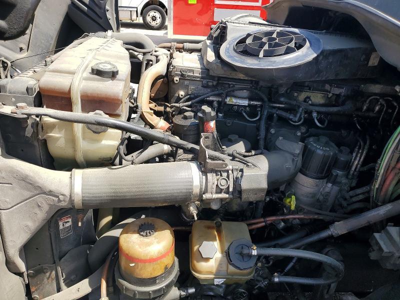 2012 Freigliner 2012 Freightliner Cascadia 125 Semi Truck