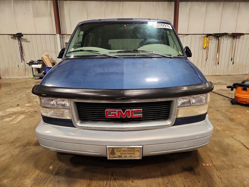 1998 GMC Safari XT