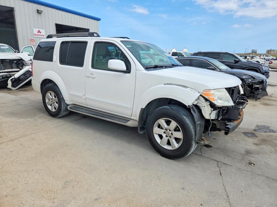 2011 Nissan Pathfinder s