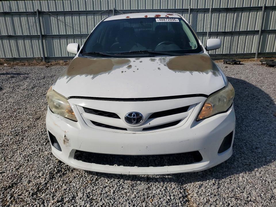 2013 Toyota Corolla l