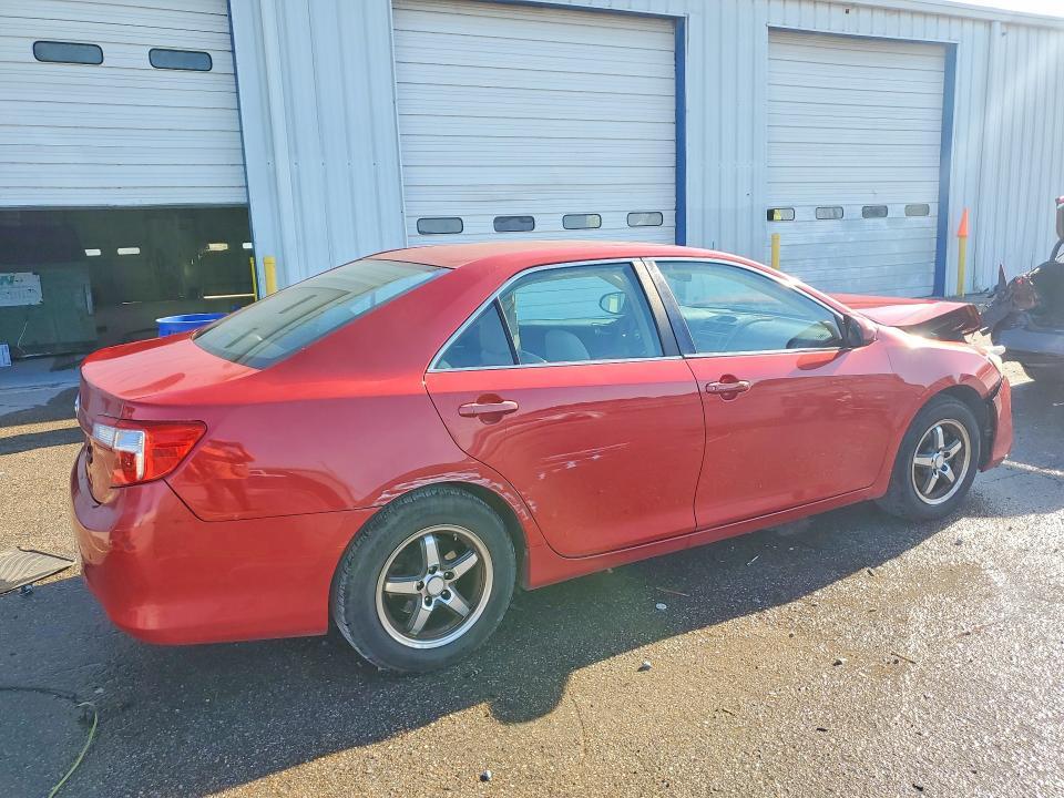 2012 Toyota Camry l