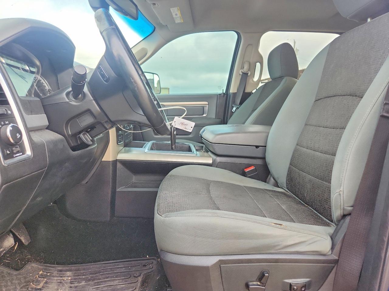 2014 Dodge RAM 1500 SLT
