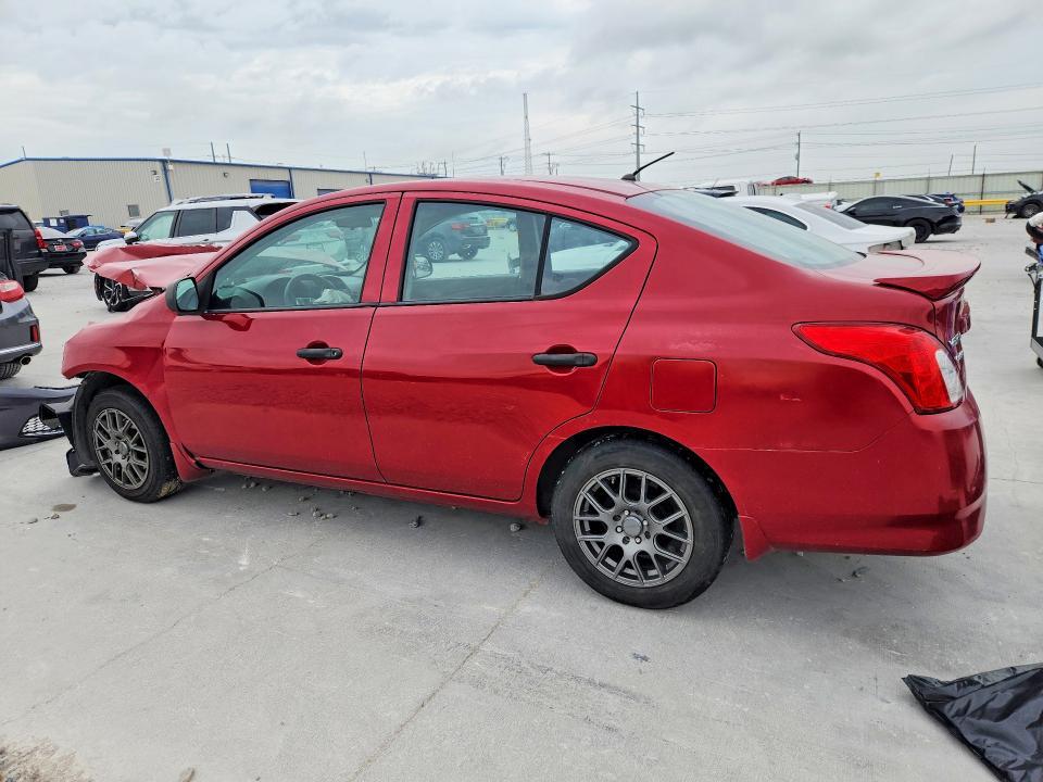 2015 Nissan Versa 1.6 s Plus