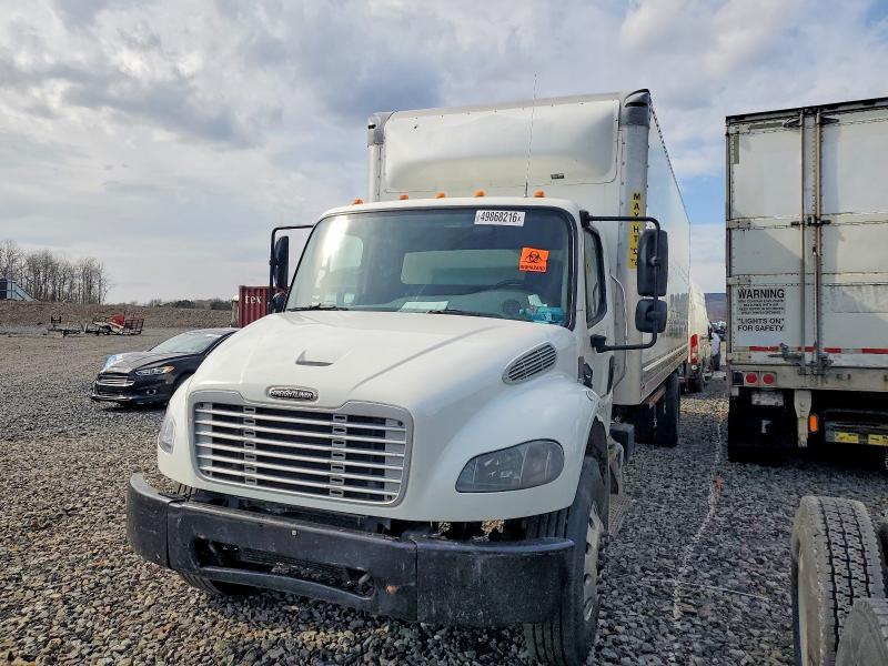2020 Freigliner 2020 Freightliner Business Class M2 BOX Truck