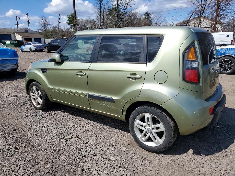 2011 KIA Soul +