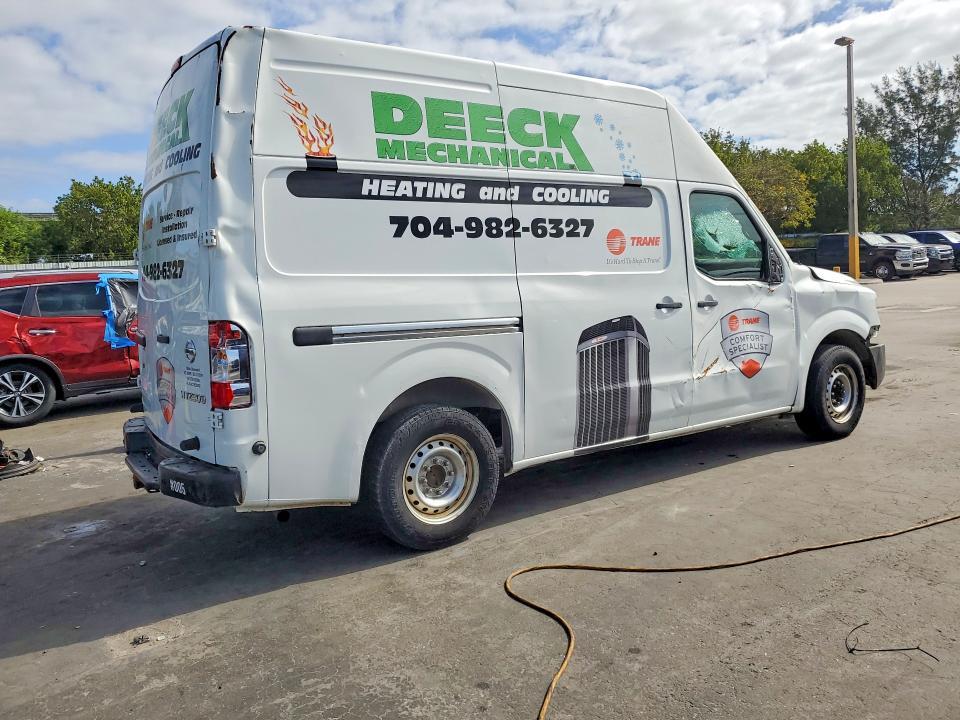 2019 Nissan NV 2500 HD SV