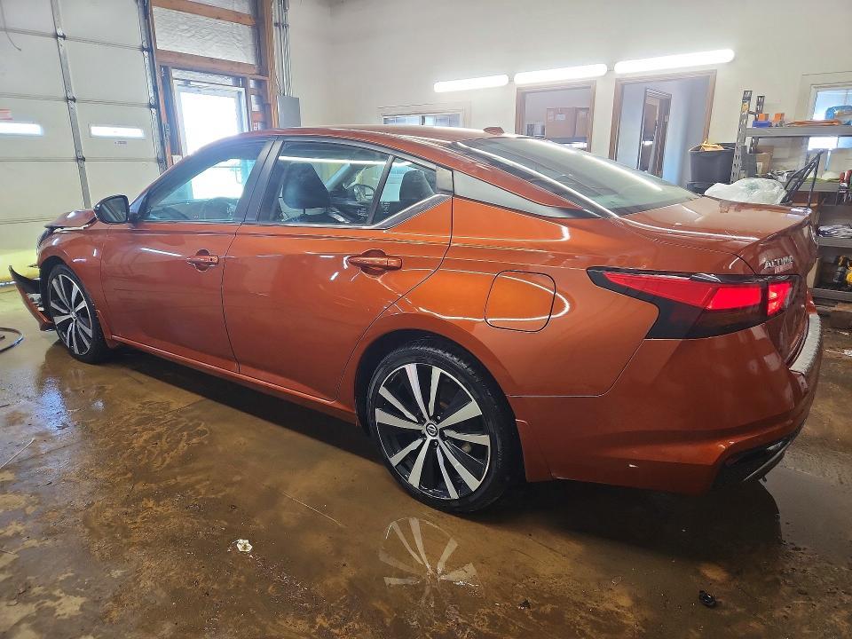 2021 Nissan Altima sr