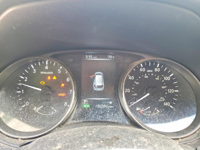 2017 Nissan Rogue sv