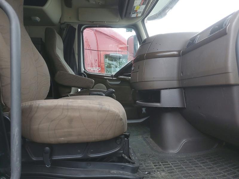 2017 Volvo VNL Semi Truck