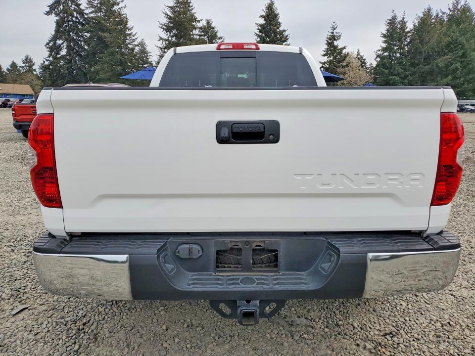 2015 Toyota Tundra SR5