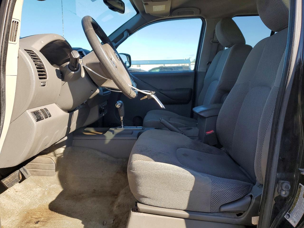 2012 Nissan Frontier SV V6