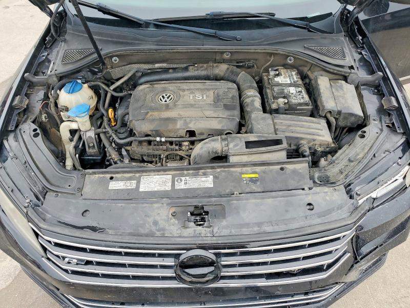 2017 Volkswagen Passat R-line