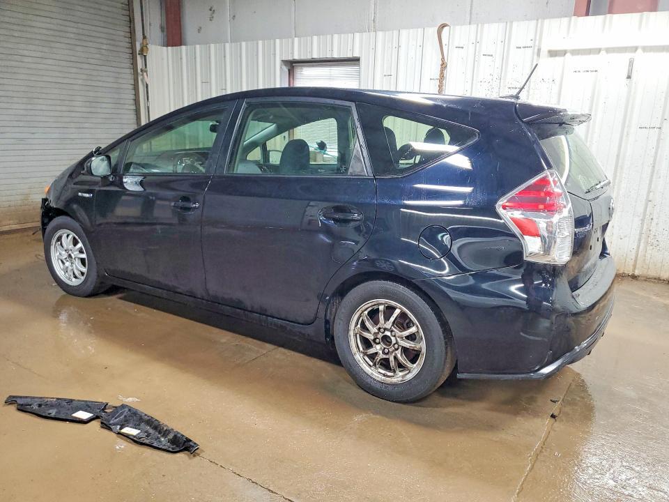 2017 Toyota Prius v Three