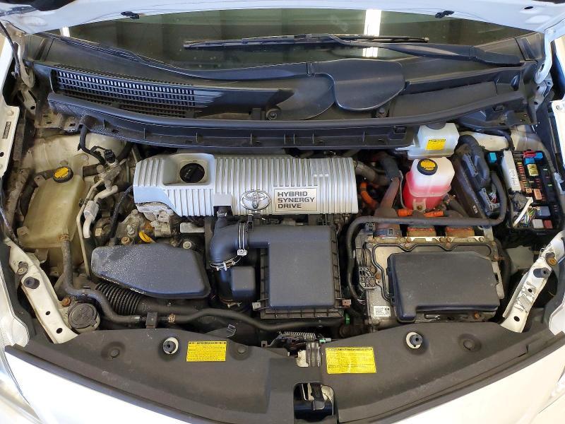 2012 Toyota Prius v Three