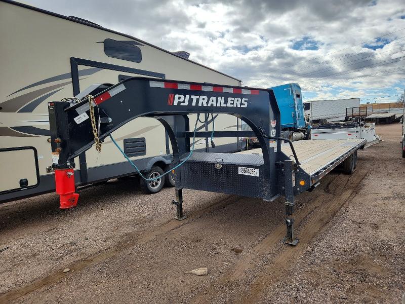 2026 PJ Gooseneck Flatbed