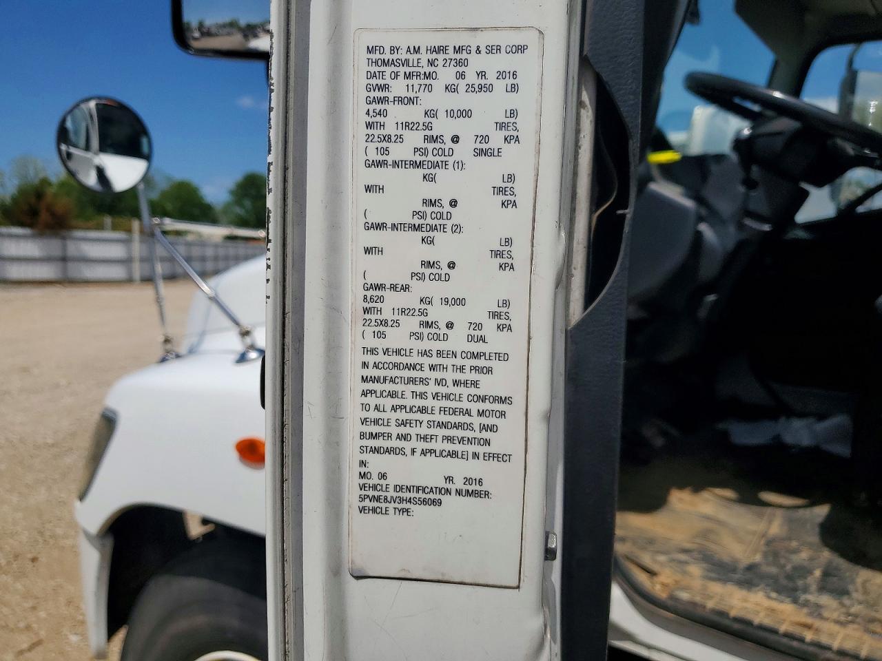 2017 Hino 258/268 BOX Truck