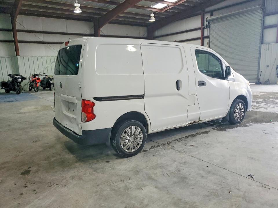 2015 Nissan NV200 S