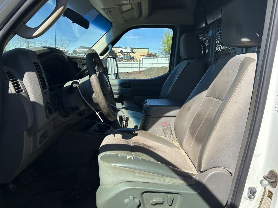 2014 Nissan NV 2500 HD S