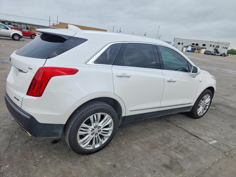 2017 Cadillac XT5 Premium Luxury