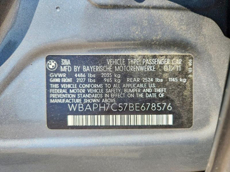 2011 BMW 328 i