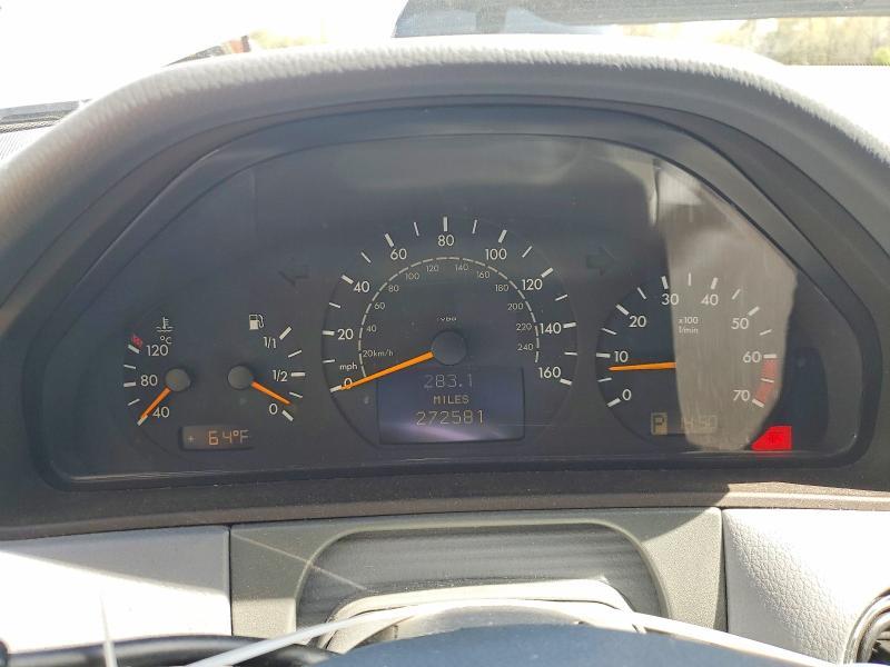 2000 Mercedes-Benz E 320 4matic