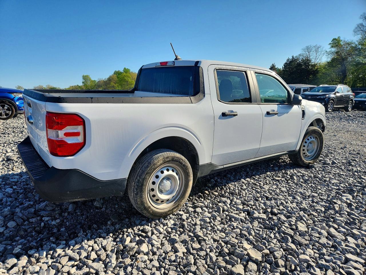 2022 Ford Maverick XL