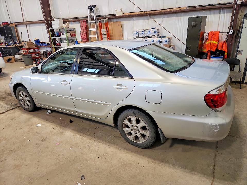 2002 Toyota Camry le V6