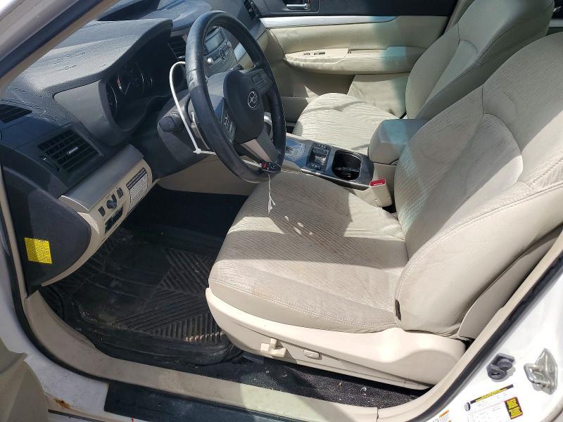2010 Subaru Legacy 2.5i Premium