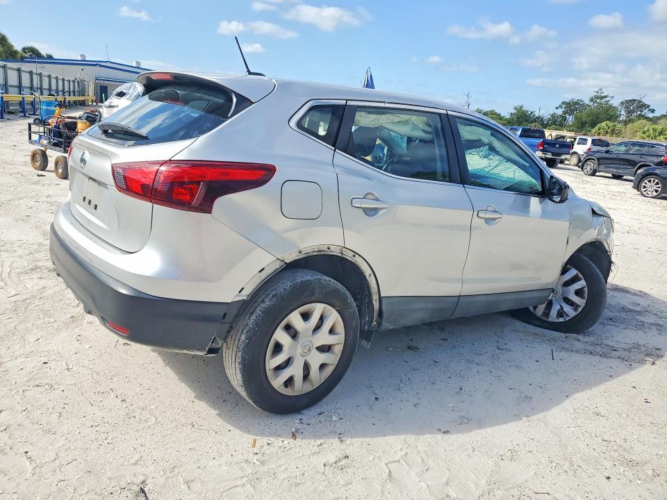 2019 Nissan Rogue Sport s