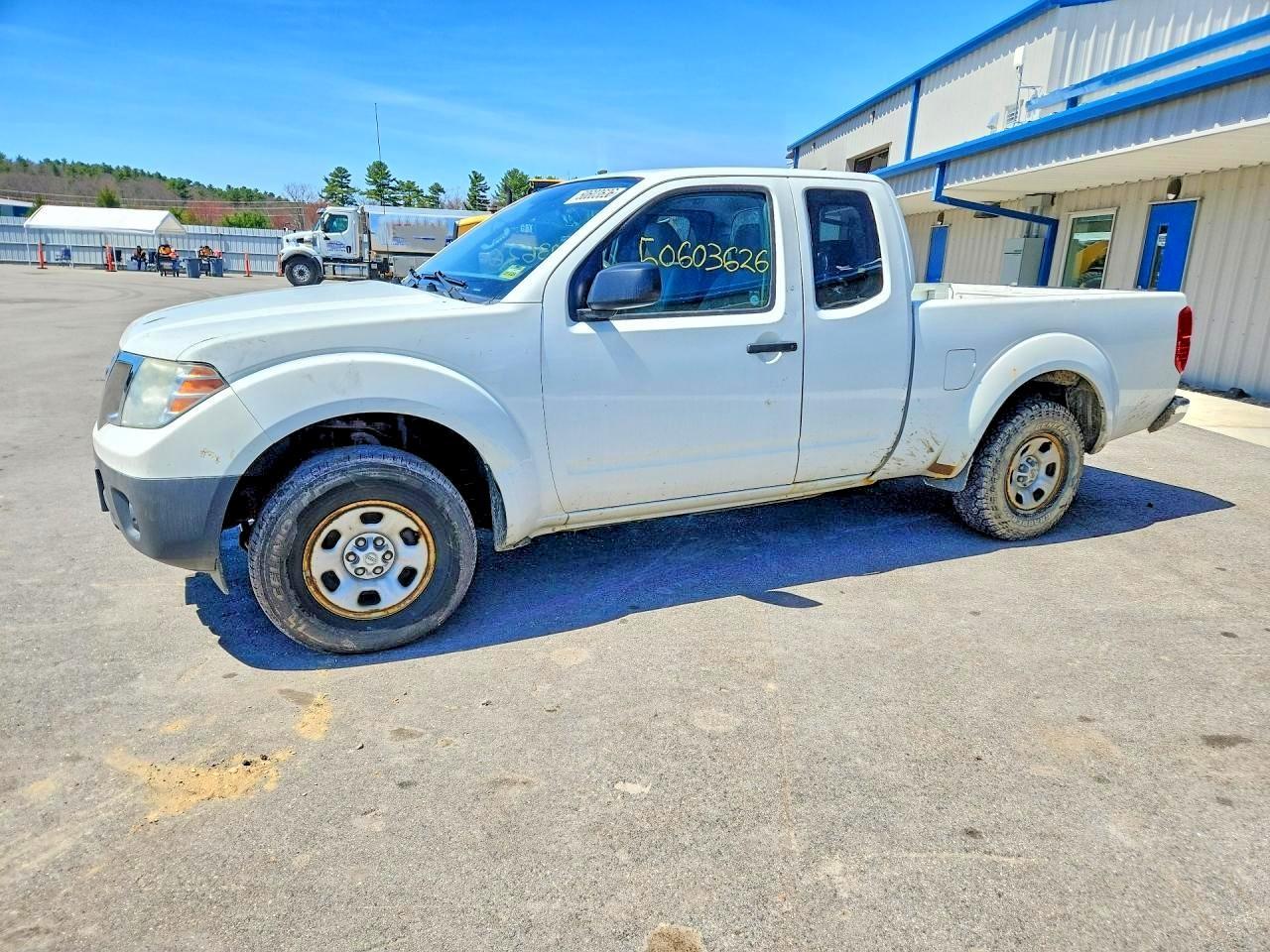 2016 Nissan Frontier S