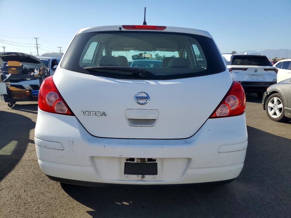 2009 Nissan Versa 1.8 s