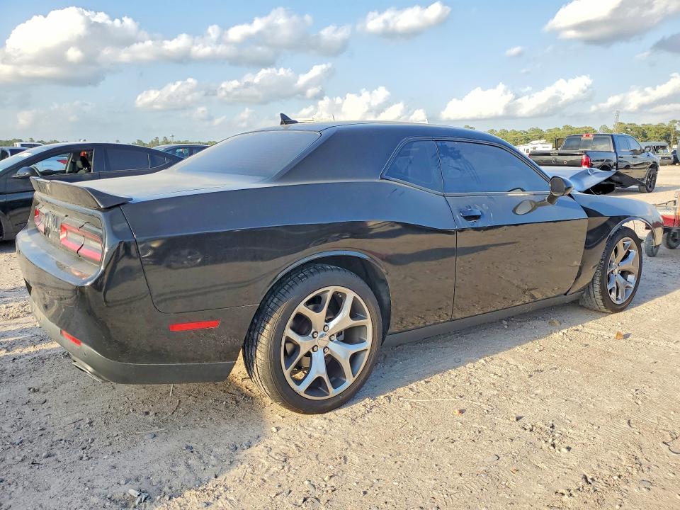 2015 Dodge Challenger sxt Plus