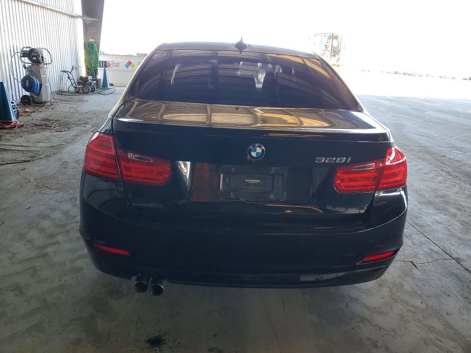 2013 BMW 328 i