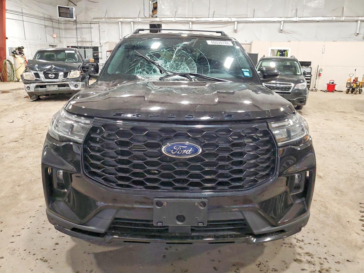 2025 Ford Explorer St-line