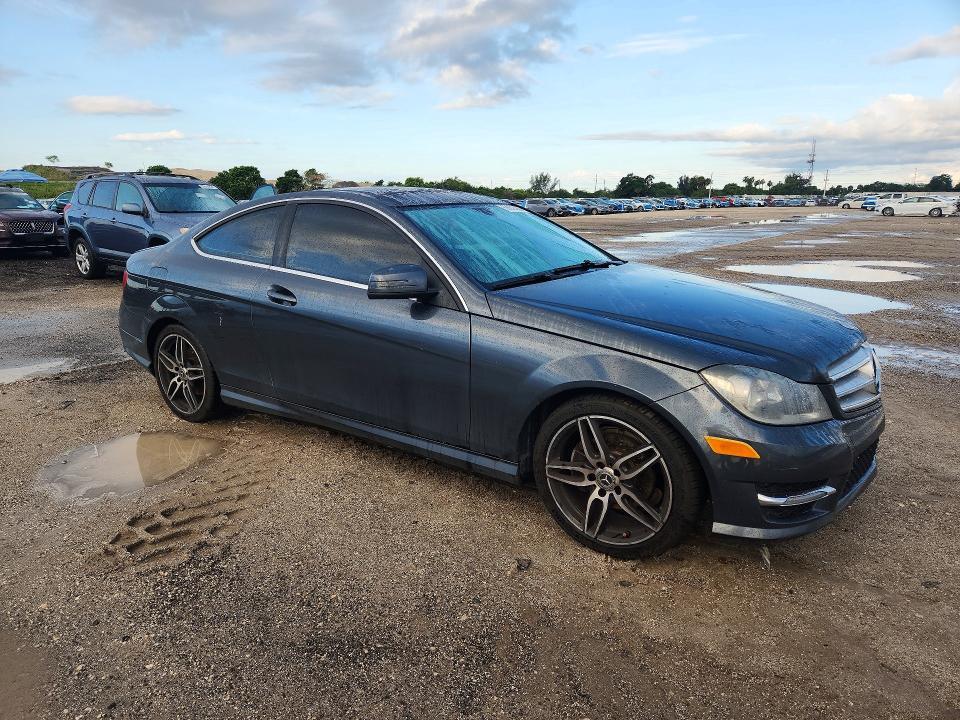 2013 Mercedes-Benz C 250