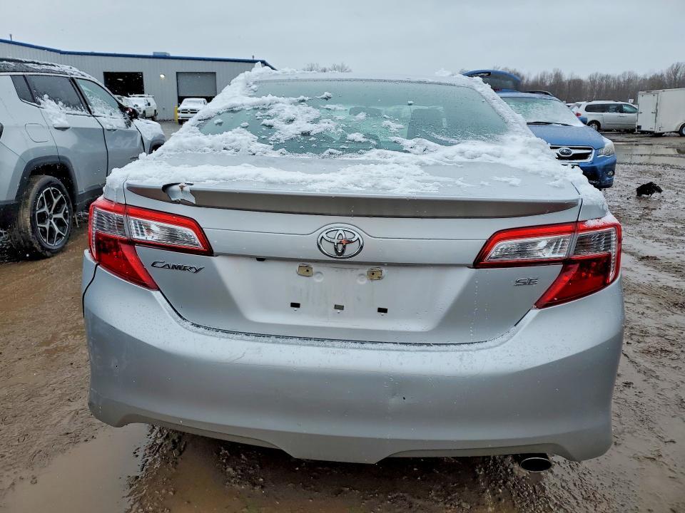 2014 Toyota Camry se
