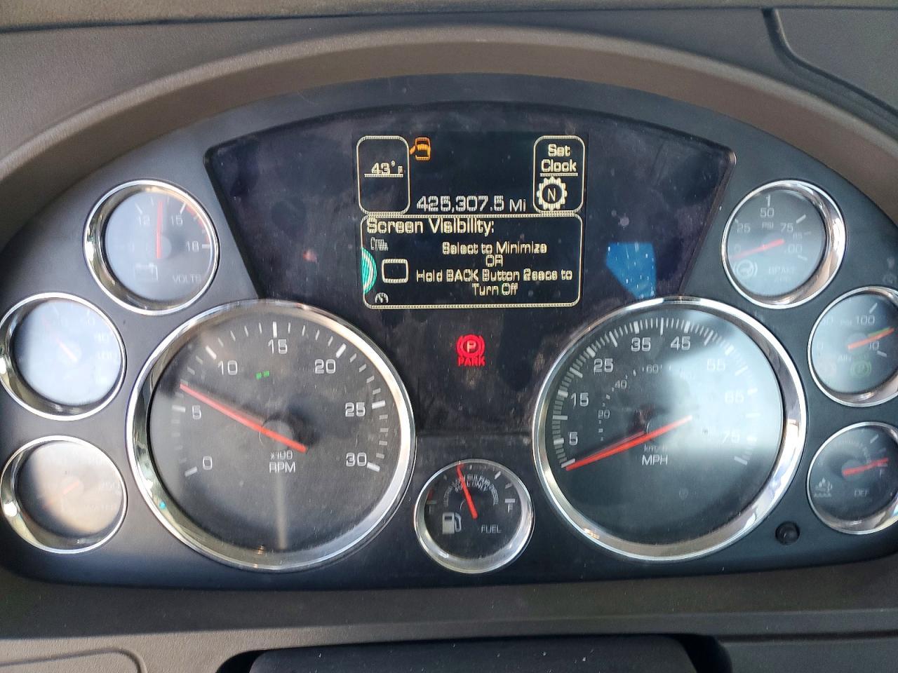 2016 Kenworth T680 Semi Truck