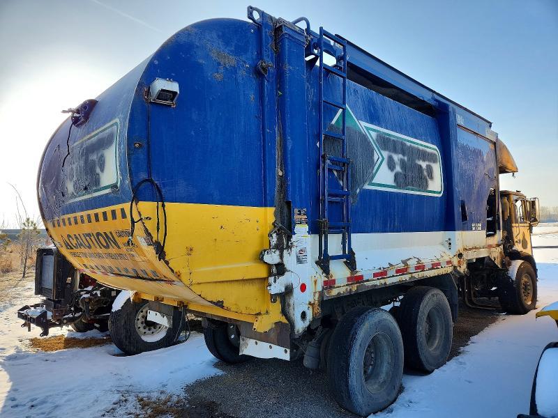 2018 Mack 600 MRU600